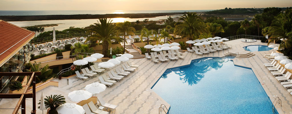 031.1QuintadoLago Outdoor Pool & Jacuzzy