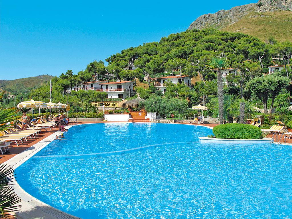 152331_Italy_Latium_Sperlonga_SPL111_Copyright INTER CHALET Ferienhaus.jpg Costa di Kair ed Dim Sperlonga - Pool