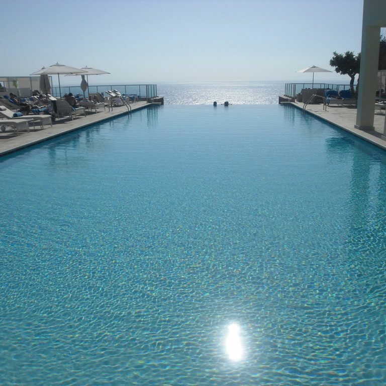 Jumeirah_Port_Soller_Infinitypool.Bild.JumeirahPR Jumeirah Port Soller - Infitnity Pool