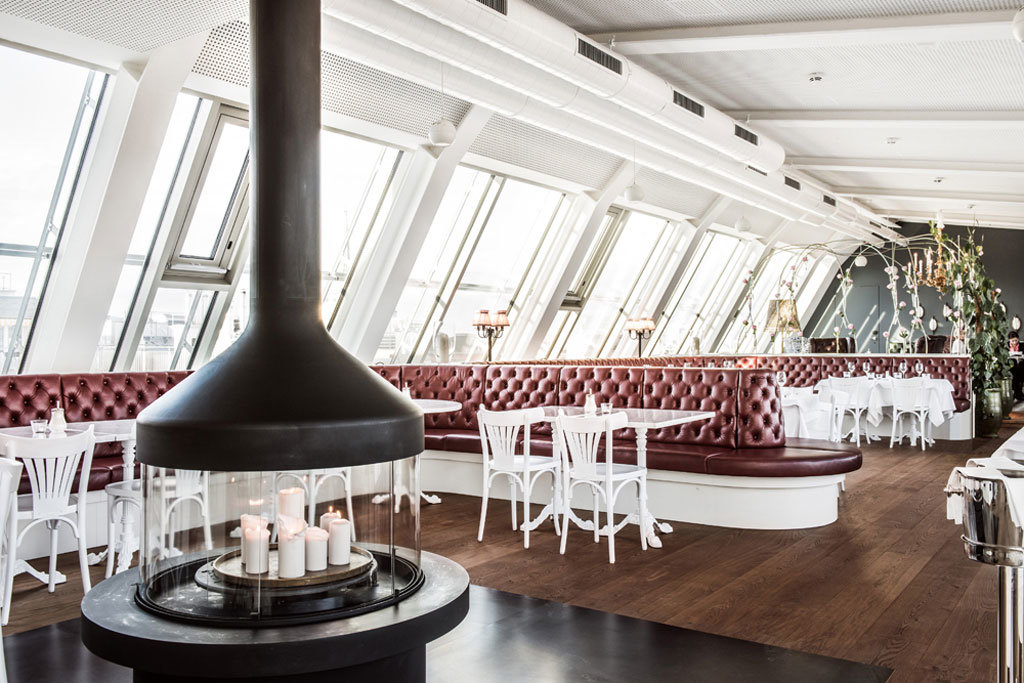Wien hat eindeutig mehr zu bieten als nur Sisi, Kaiserschmarren und Co. Im neuen Ringstrassenpalast Hotel Grand Ferdinand kann man für sage und schreibe 30 Euro pro Kopf und Nase