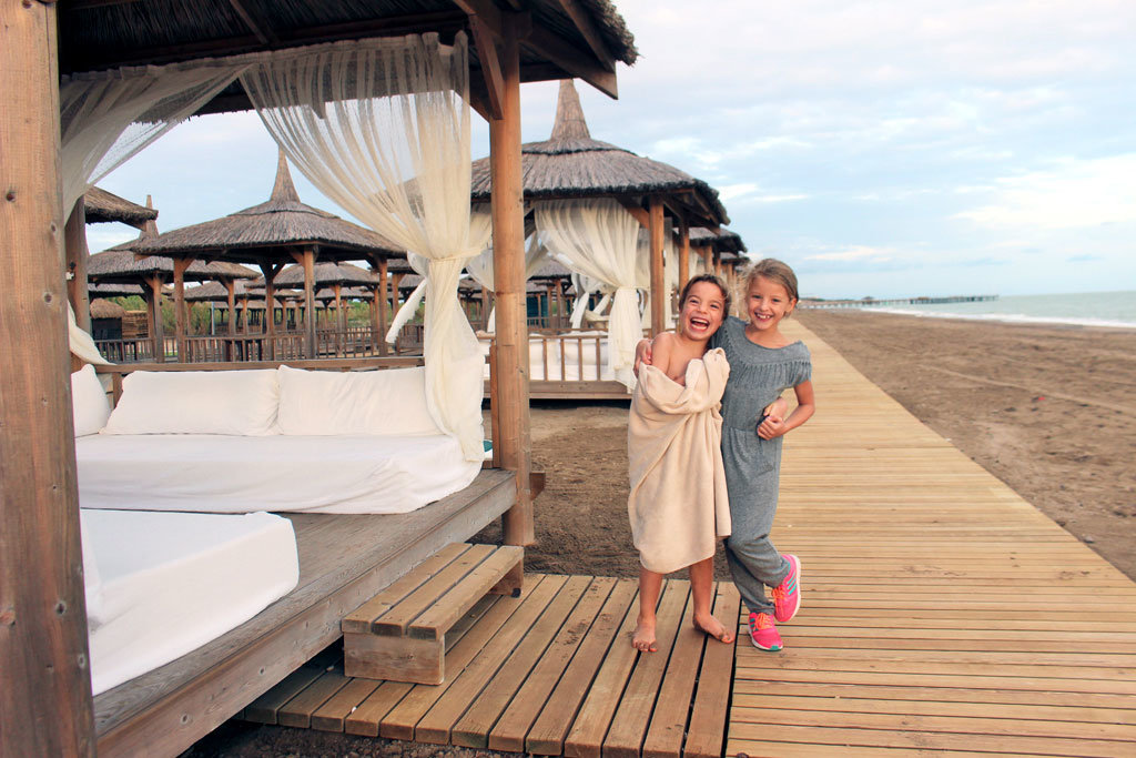 GloriaGolfResort_Belek_Kids_amStrand©AndreaFischer_Trips4Kids.de