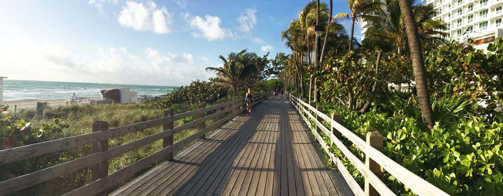 Grand_Beach_Hotel_Boardwalk.Bild@SMH_Trips4kids.de.quer.jpg