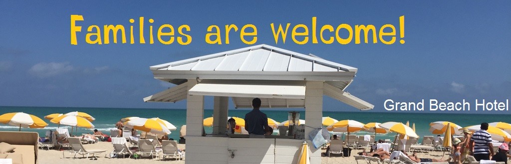 Im Grand Beach Hotel direkt am Strand fühlen sich Familien pudelwohl, denn es gibt nur Suiten. Also viel Platz, helle Möbel, große Fenster, einen tollen Balkon mit sensationellem Ausblick- einmal zum Meer, einmal zum Kanal. Und bezahlbar ist es auch noch! Perfekt, oder?