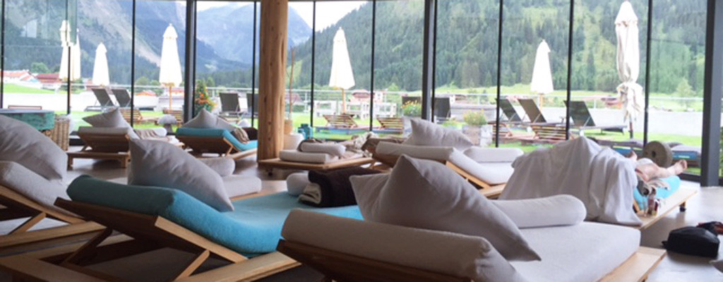 Hotel_Jungbrunn_Ruheraum_mit_Aussicht.Bild@SMH_Trips4kids.de.jpg