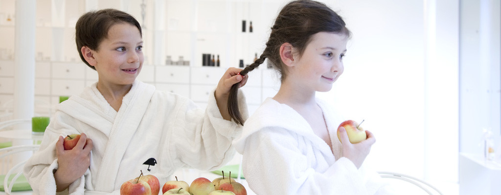 Hotel_Post_Kinderwellness.Bild_Hotel_Post.quer.jpg