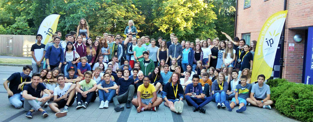 Offaehrte_Sprachreisen_Gruppenbild_SummerCamp2016.Bild@BenLuizMueller.jpg
