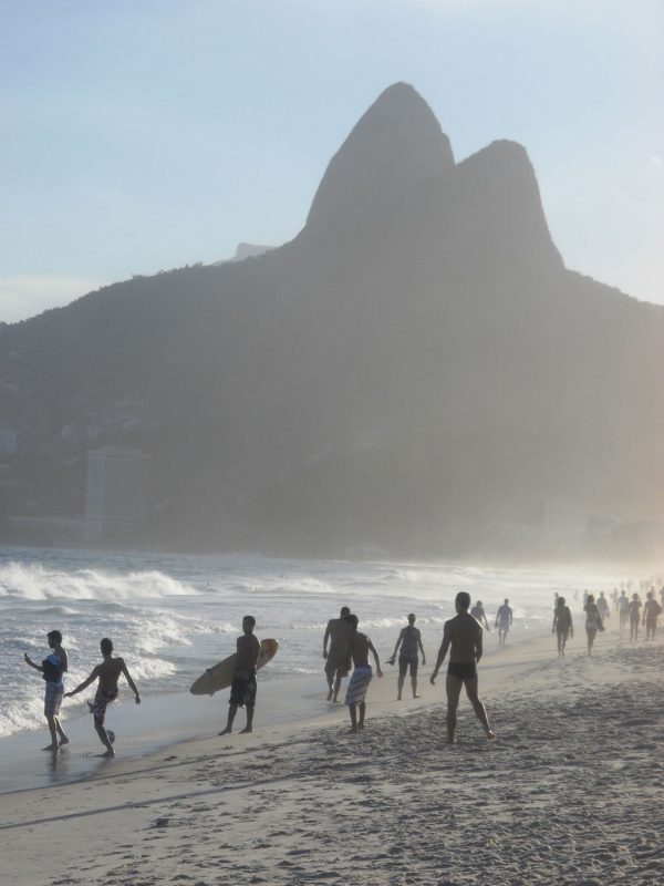 Rio_Ipamena_Strand_Surfer