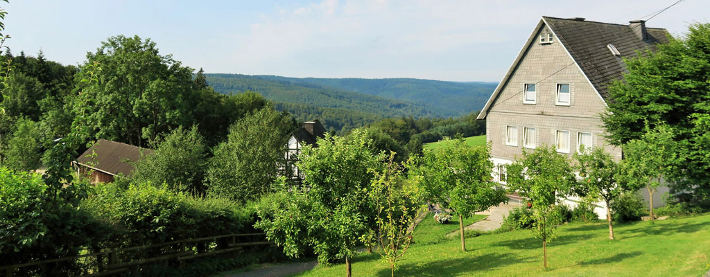 Rothaarsteig_Haus.Bild_A.Schmelter.quer.jpg