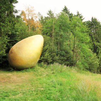 Rothaarsteig_goldenes_Ei.Bild_A.Schmelter.neu.jpg Rothaarsteig_goldenes_Ei.Bild_A.Schmelter.neu.jpg