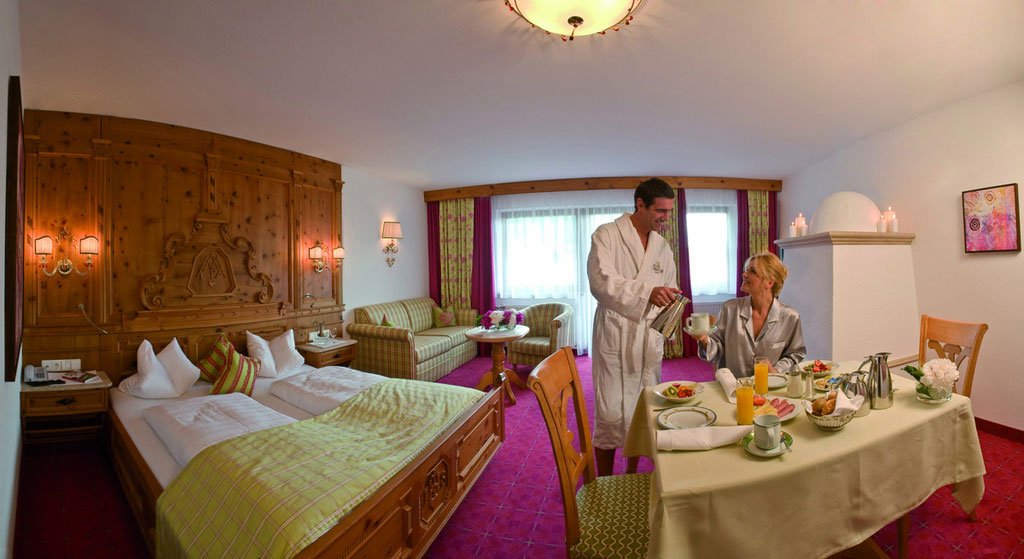 Schwarzbrunn_Zimmer.Ambras.Bild. Hotel Schwarzbrunn PR Hotel Schwarzbrunn Tirol - Doppelzimmer Ambras