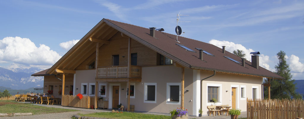 Wietererhof_Suedtiro_DierkHagedorn.jpg Wieterererhof Südtirol - Aussenansicht