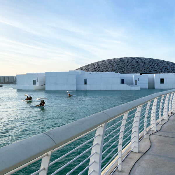 Abu Dhabi - Louvre von aussen Bild: Laura Geyer
