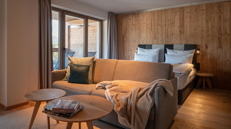 AADEA Lifestyle Suites Fieberbrunn - SPA Suite Aurora bild: ADEA PRDEA-Lifestyle-Suites-Fieberbrunn_SPA_Suite-Aurora.Bild.ADEA_PR ADEA Lifestyle Suites Fieberbrunn - SPA Suite Aurora bild: ADEA PR
