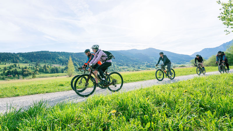 Ammergauer_Alpen_Gravelbiketour.Bild.Naturpark_Ammergauer_Alpen_Anja_Liebherr.quer Ammergauer Alpen - Gravelbike Tour Bild: Naturpark Ammergauer Alpen Anja Liebherr