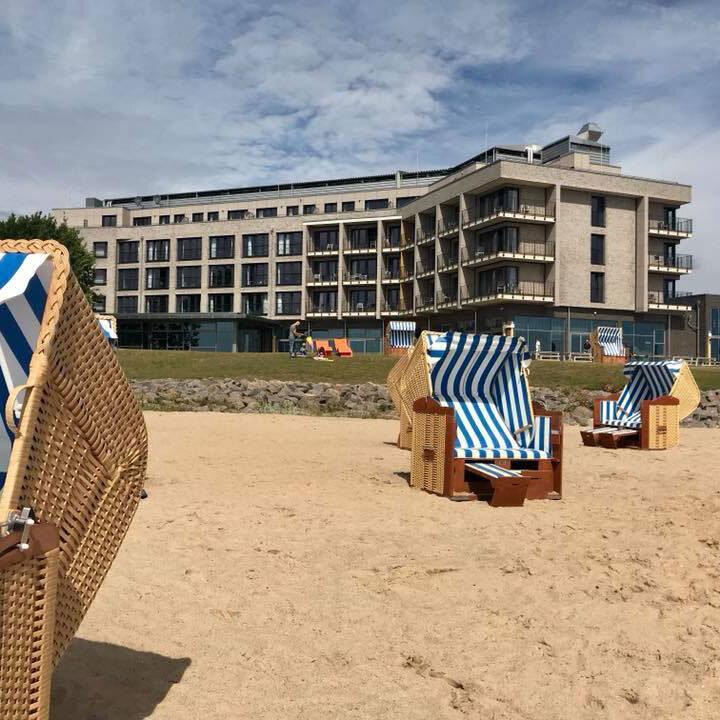 Arborea-Resort-Ansicht Arborea Resort Neustadt, Hotel mit Strandkörben © Foto: Andrea Fischer