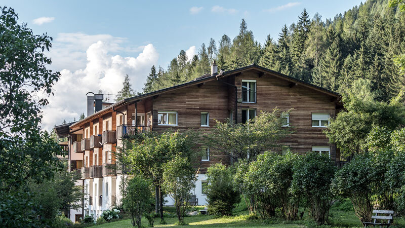 BAd_Ratzes_Aussenansicht_©Familienhotel_Suedtirol.Bild.(Helmuth_Rier) Hotel Bad Ratzes Aussenansicht - Familienhotels Südtirol