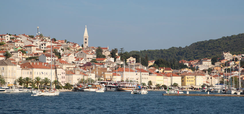 Blaue-Reise_Hafen1©A.Friedlaender.quer Hafen auf der Blauen Reise in Kroatien