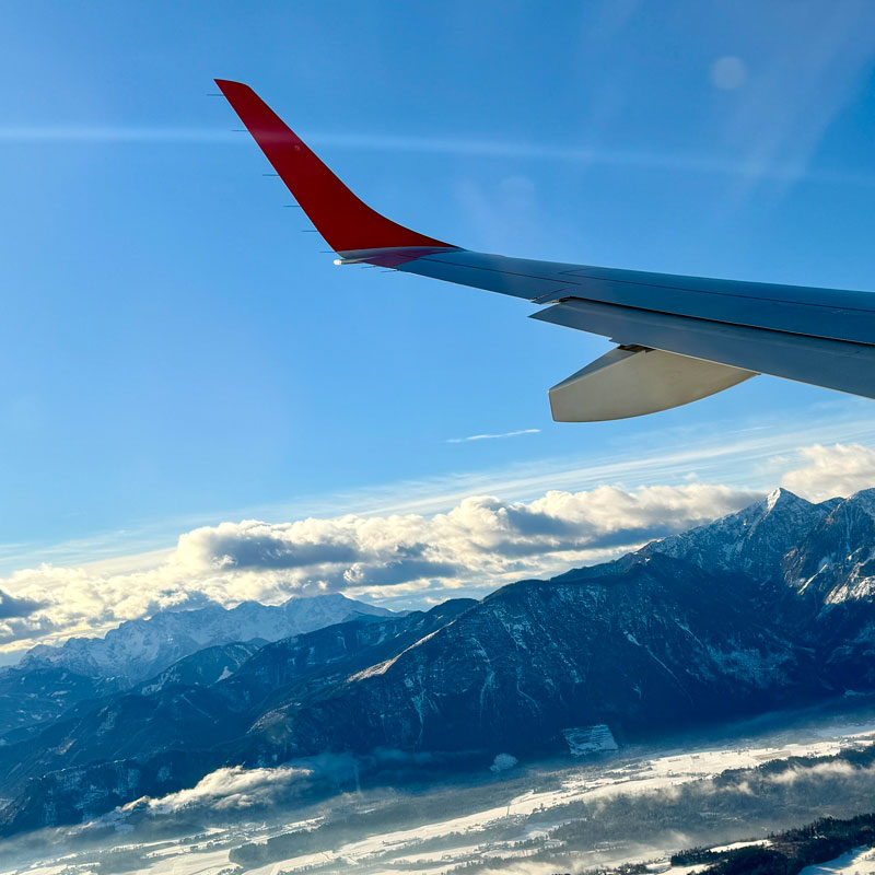 Blick-aus-dem-Flugzeug--Winter Blick-aus-dem-Flugzeug--Winter Foto: © Andrea Fischer Trips4Kids.de