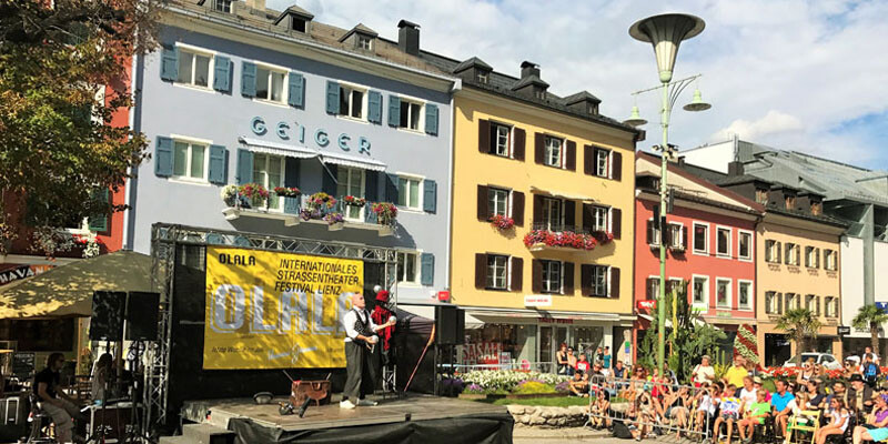 Buehne-Clown-Olala-Lienz
