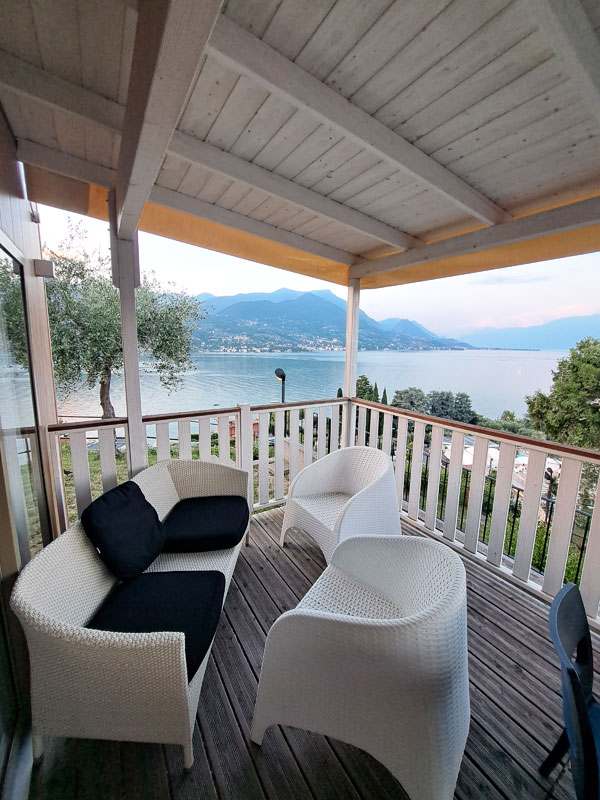 Camping_Eden.Terrasse_Mobile-Home.Bild.A.Schmelter.7 Camping Eden - San Felice del Benaco Terrasse eines Mobil-Homes Bild: A.Schmelter