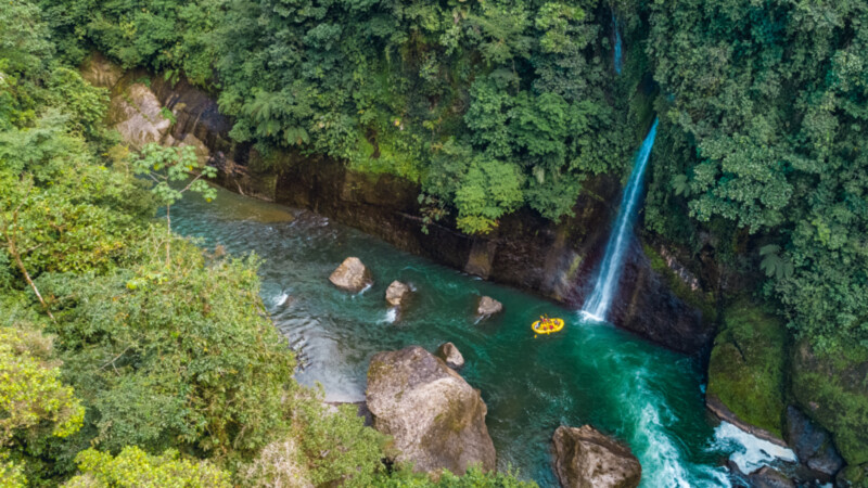 Catarata-Rafting-Pacuare-3.Bild© Costa Rica Tourism Board Catarata-Rafting-Pacuare-3.Bild© Costa Rica Tourism Board