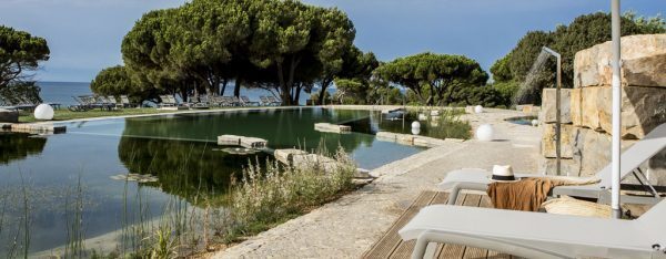 Club-Med-Naturpool.Bild.Club-Med.slider Naturpool im ZEN Garten des Club Med Da Balaia