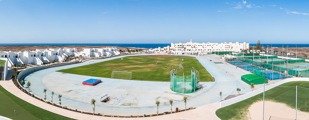 Club_La_Santa_panoramic-view-of-the-stadium-and-golf-facilities.Bild@ClubLaSanta.quer
