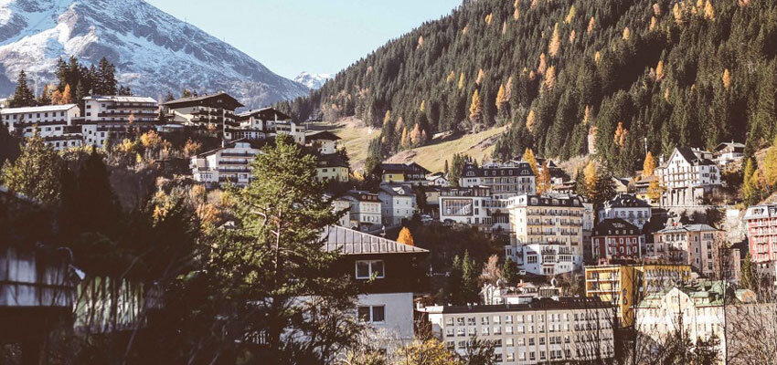 design-hotels-oesterreich-berg-blick.Bild.Hotel_Miramonte.quer Bergblick im Hotel Miramonte in Bad Gastein