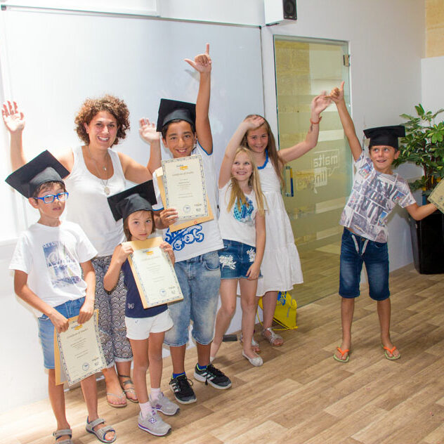 Diplomverleihung-im-Klassenzimmer-Maltalingua Diplomverleihung-im-Klassenzimmer-Maltalingua Foto: ©maltalingua