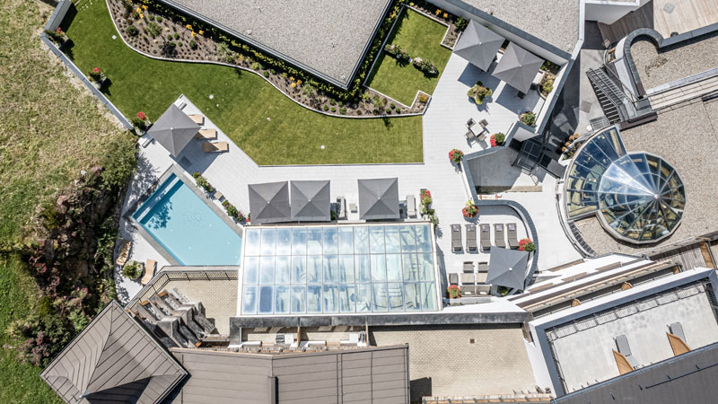 Edelweiss-Hotel-außen-Drohne.Bild.Edelweiss-HotelPR.quer Hotel Edelweiss Obergurgl - Aussenansicht von oben