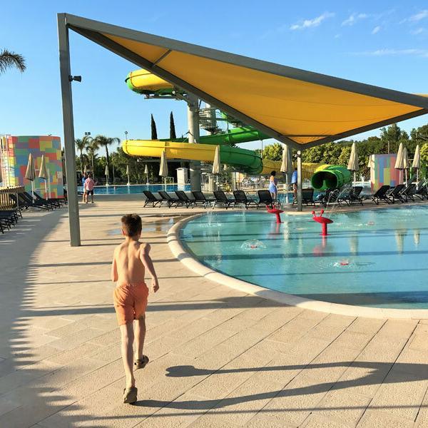 Familienpool-Apulia-Rutsche Familienpool-Apulia-Rutsche