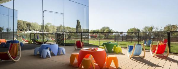 family-hotel-amarin-slider family-hotel-amarin- terrasse
