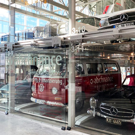 Glasboxen--Motorworld--Stuttgart Glasboxen--Motorworld--Stuttgart Foto: © Andrea Fischer, Trips4Kids.de