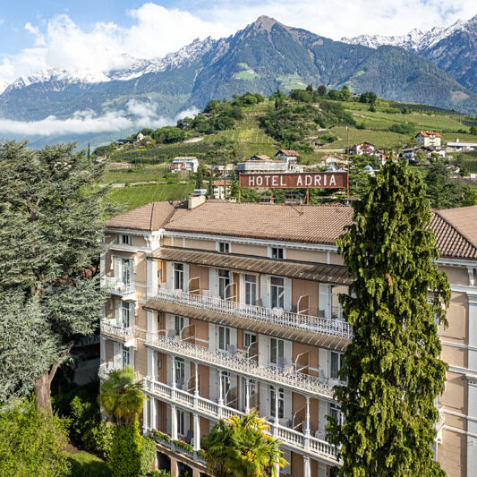 Hotel_Adria_Meran.Bild.Hotel_AdriaPR.1 Hotel Adria Meran - Ansicht von aussen Bild: Hotel Adria PR