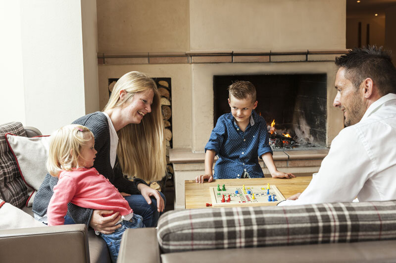 Hotel-Kaiser_Winter_Familie.Bild@HotelKaiserPR1