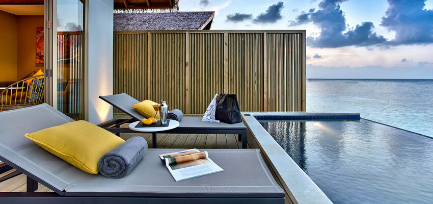 HRH-Maldives_Platinum-Overwater-Pool-Villa.Bild-Crossroads.quer HRH-Maldives_Platinum-Overwater-Pool-Villa.Bild-Crossroads