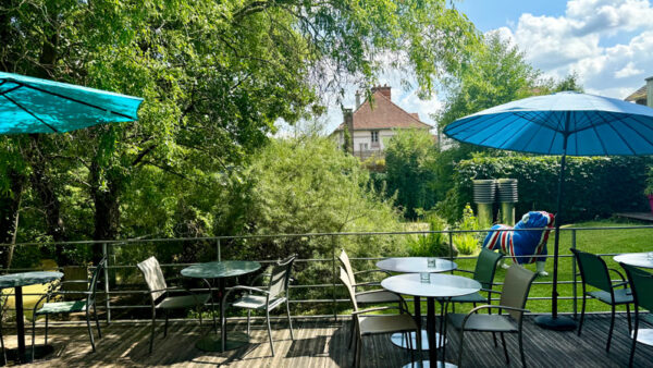ibis-Styles-Troyes-City-Center-Terrasse-Garten