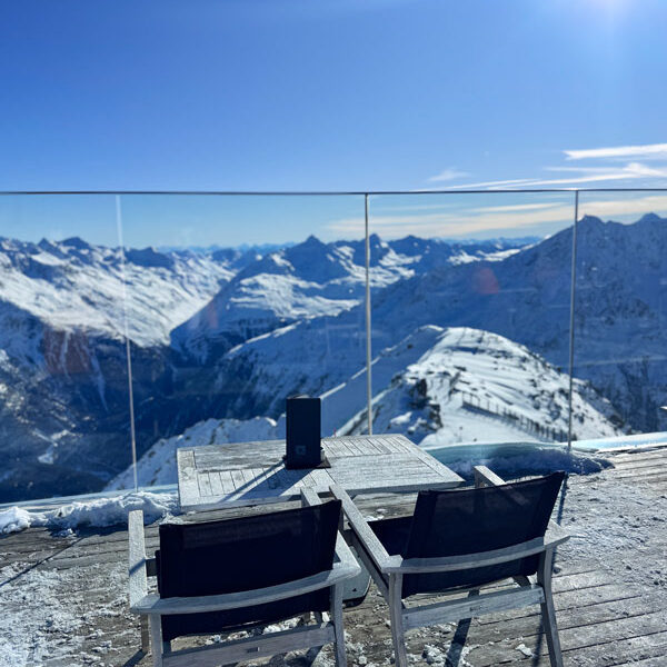 ice-Q-Blick-am-Morgen-von-der-Terrasse