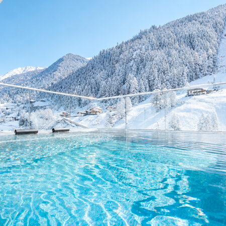 Infinity-Pool SeeMOUNT Winter Infinity-Pool SeeMOUNT Winter