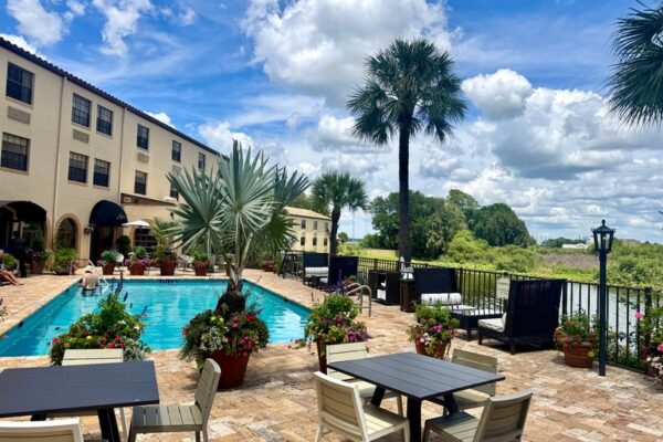 Inn_on_the_Lakes_Sebring_Poolterrasse Inn_on_the_Lakes_Sebring_Poolterrasse Foto: © Andrea Fischer, Trips4Kids.de
