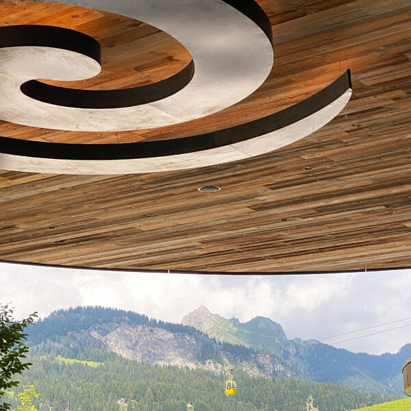 Jungbrunn-Logo-und-Berge Jungbrunn-Logo-und-Berge Foto: © Andrea Fischer, Trips4Kids.de