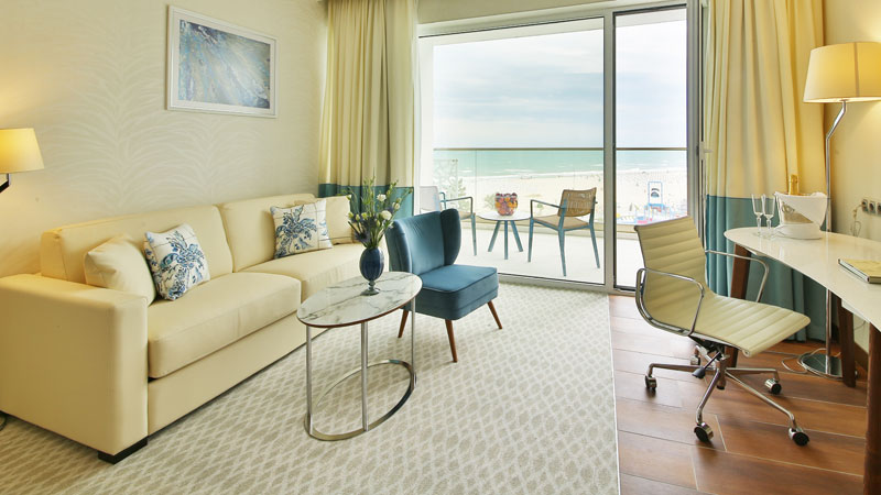 Maritim-Paradise-Blue-Albena.Suite.Bild.A.Scheuboeck.quer Maritim Hotel Paradise Blue Albena Suite Bild: A.Scheuboeck