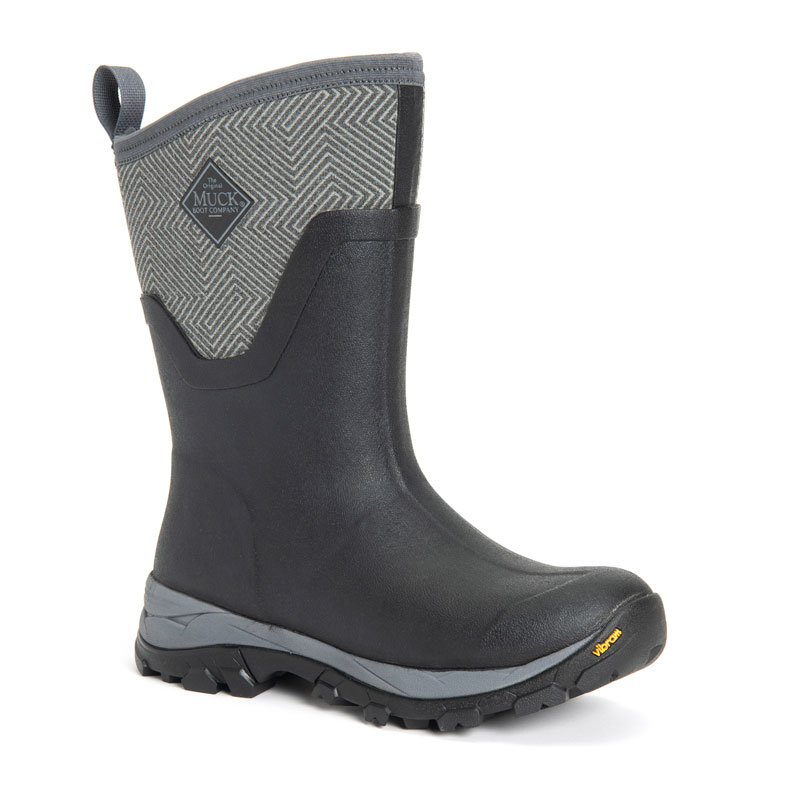 MUCK-BOOTS-Damen-Arctic-Ice-Vibram-AG-All-Terrain-Stiefel_HERO.Bild.MUCKPR.5 Muck Boots Damen - Arctic Vibram All Terrain Stiefel Bild: MUCK PR