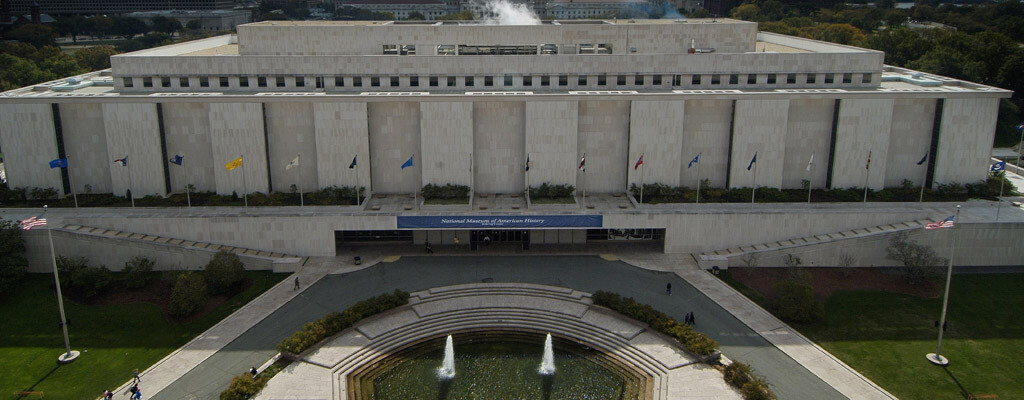 NMAH_Gesamtansicht_Smithsonian.Bild@JeffTinsley.3