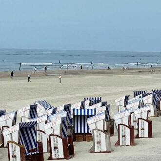 Norderney_Strand.Bild.Trips4kids.1 Norderney - Strandkoerbe
