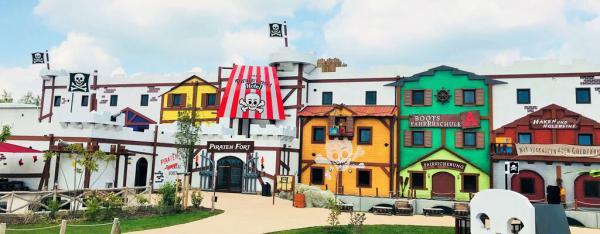 Pirateninsel-Hotel–LEGOLAND Deutschland LEGOLAND-Deutschland-Pirateninsel-Hotel-Ansicht © Foto: Andrea Fischer, Trips4Kids.de