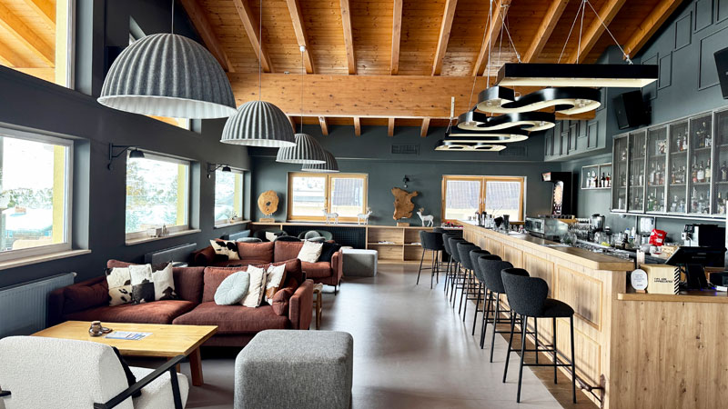 Places-by-Valamar-Obertauern-Rooftop-Bar Places-by-Valamar-Obertauern-Rooftop-Bar Foto: © Andrea Fischer Trips4Kids.de