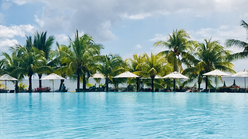 Pool-Victoria-Beachcomber XXL-Pool Victoria Beachcomber Resort & Spa © Foto: Andrea Fischer