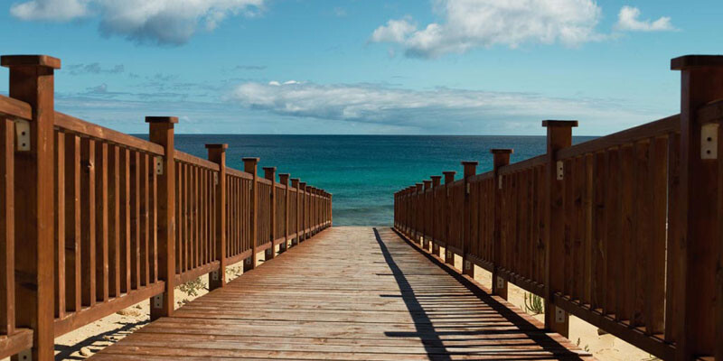 Porto-Santo_Steg_ins_Meer.@A.Schmelter.neu