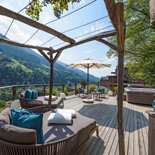 Quellenhof_Terrasse Bild--QuellenhofPR.9